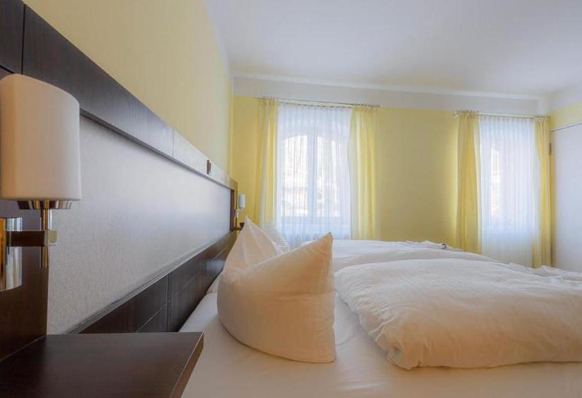 스탠다드 트리플 룸, Am Tiefwarensee