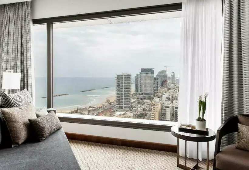 Club Room, David Intercontinental Tel Aviv