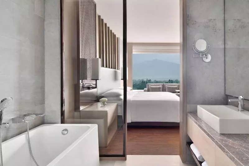Club Room, David Intercontinental Tel Aviv