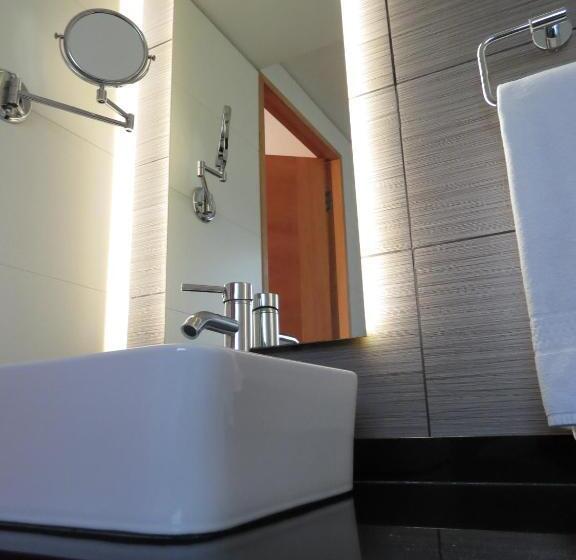 חדר סטנדרט, Diego De Velazquez