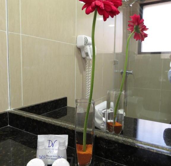 חדר סטנדרט, Diego De Velazquez