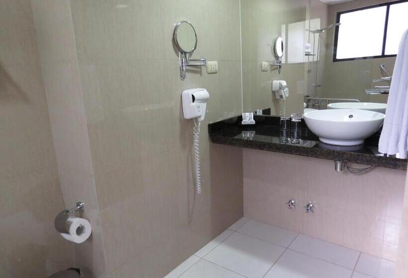 חדר סטנדרט, Diego De Velazquez