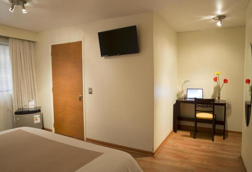 חדר סטנדרט, Diego De Velazquez