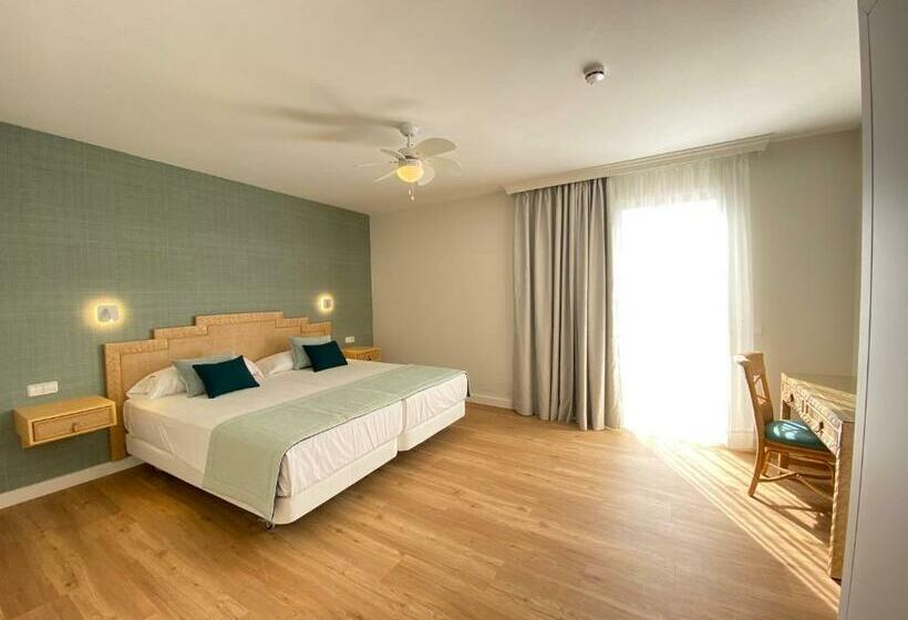 주니어 스위트 바다 전망, Esmeralda Maris By Livvo