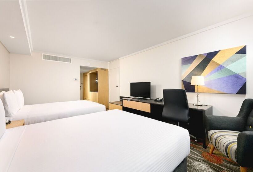 2ダブルベッドのスタンダードルーム, Holiday Inn Perth City Centre, An Ihg