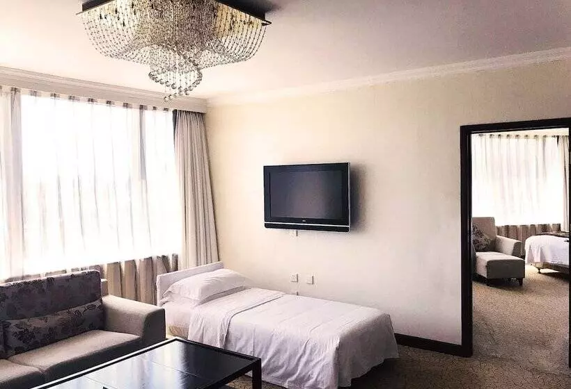 Deluxe-sviitti, Howard Johnson Paragon Hotel Beijing Central