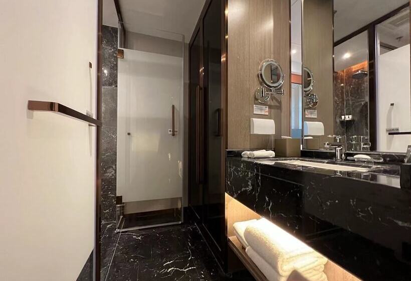 Quarto standard, Howard Johnson Paragon Hotel Beijing Central