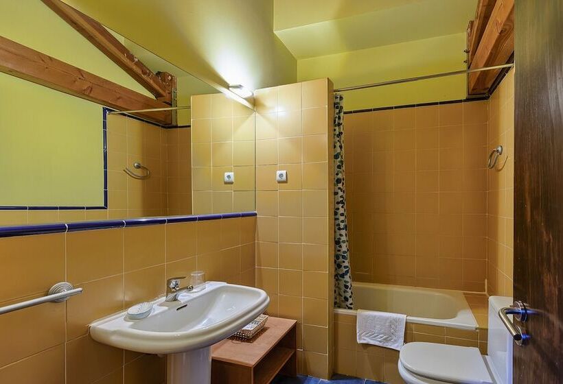 غرفة قياسية فردية, Ibaigune