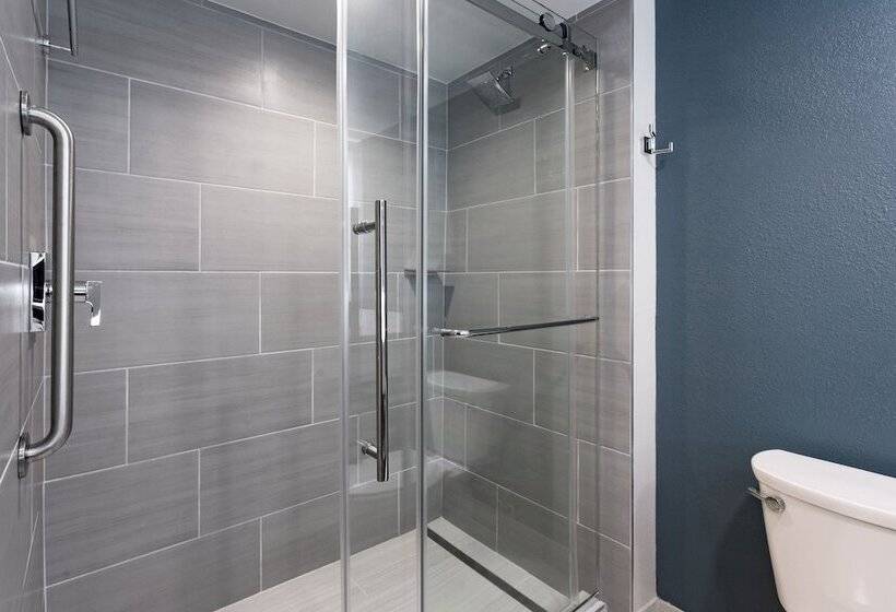 חדר סטנדרט מיטה זוגית, Hilton Beachfront Resort & Spa Hilton Head Island