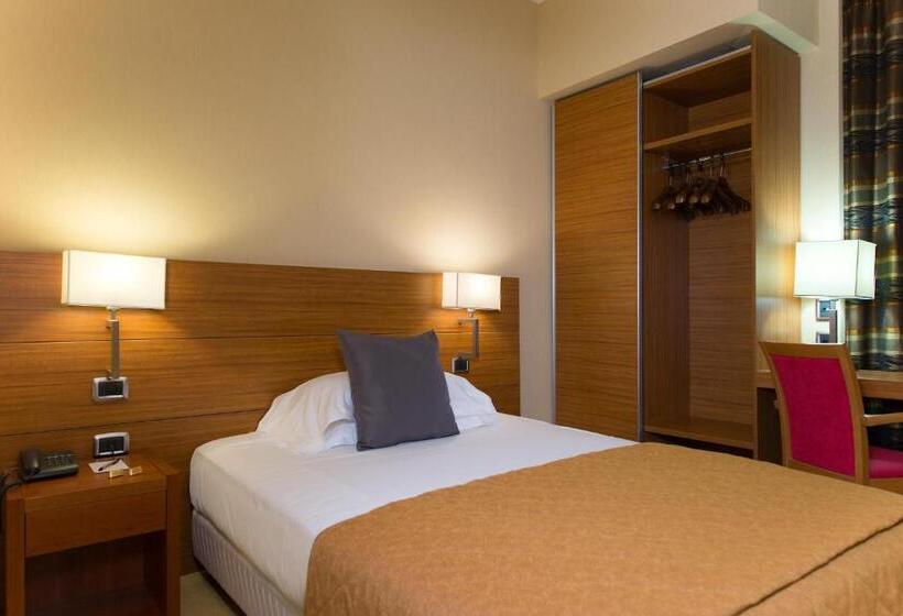 اتاق استاندارد یک نفره, Parma & Congressi