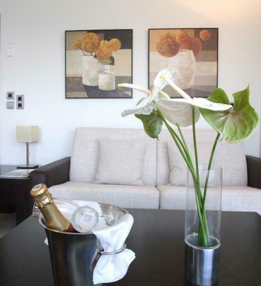 סוויטה, Senator Águilas