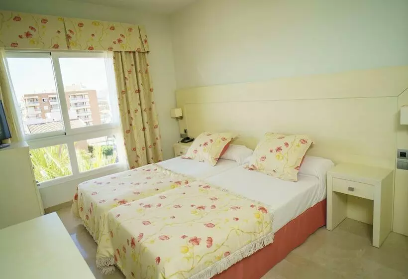 3 Bedroom Suite, Senator Águilas
