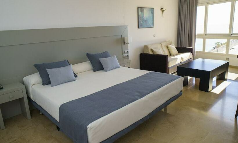 חדר סופריור, Senator Águilas