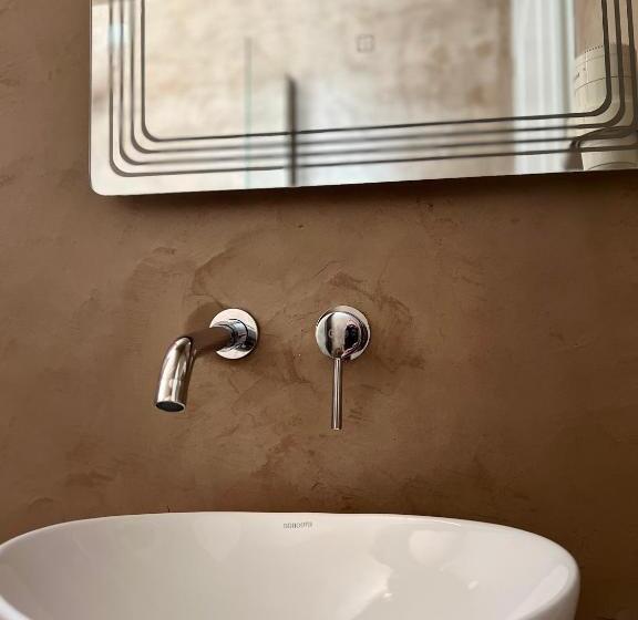 اتاق استاندارد یک تخته با چشمانداز, Rex