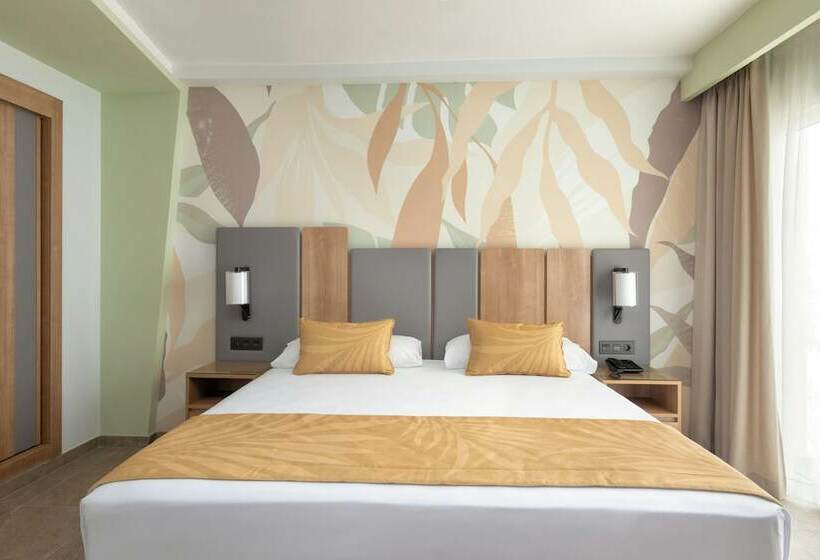 סוויטת ג'וניור נוף לגינה, Hotel Riu Palace Maspalomas - Adults Only