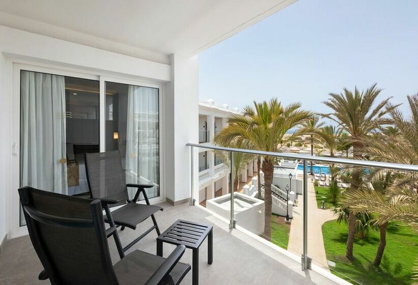 庭の見えるジュニアスイート, Hotel Riu Palace Maspalomas - Adults Only
