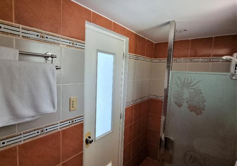 סוויטת 3 חדרי שינה, Senator Águilas