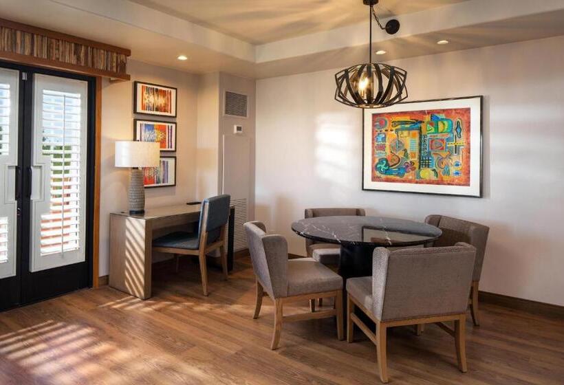 جناح سرير كينج, Sheraton Grand At Wild Horse Pass