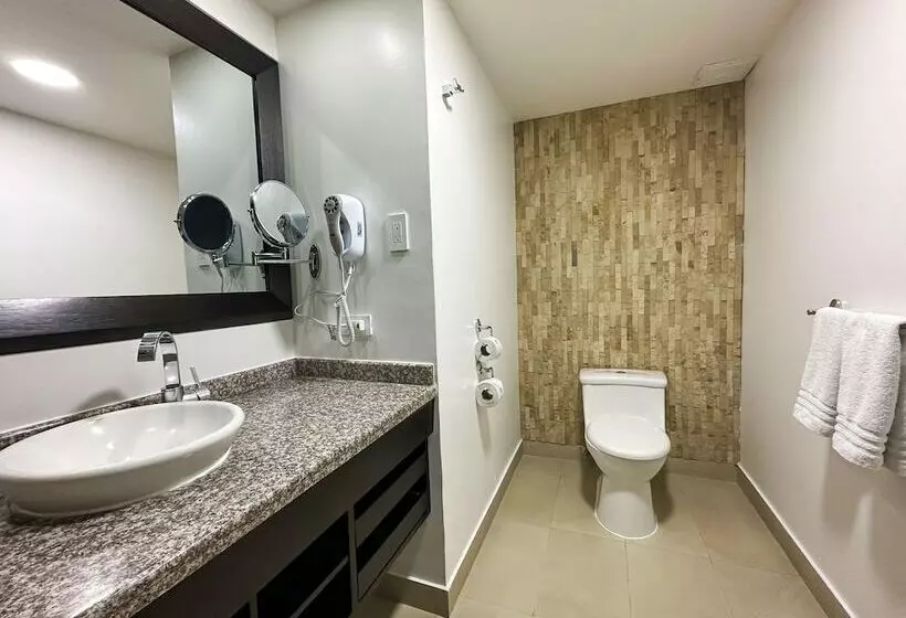 ジュニアスイート, Wyndham Garden Quito