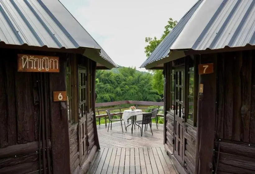 اتاق لوکس, Pung Waan Resort