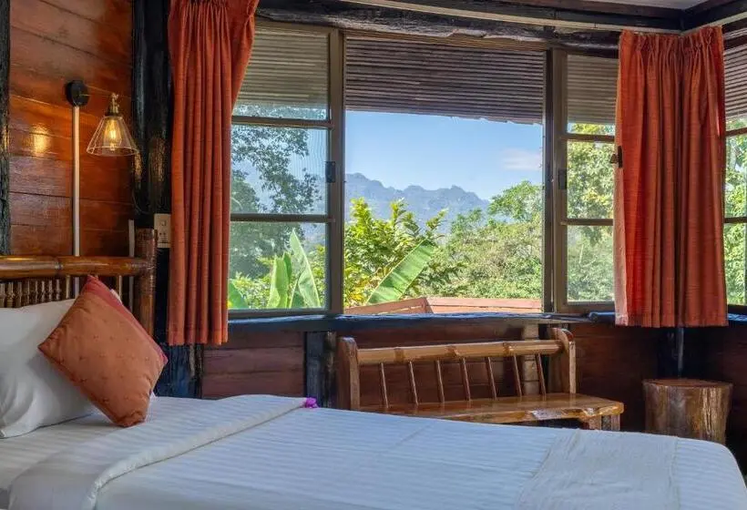 اتاق لوکس, Pung Waan Resort
