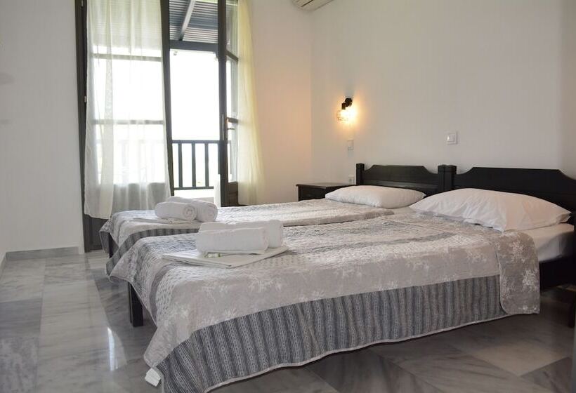 آپارتمان 1 خوابه با چشمانداز دریا, Arellis Studios