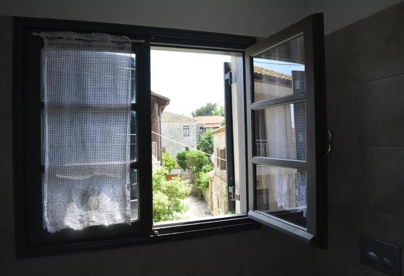 آپارتمان 1 خوابه با تراس, Arellis Studios