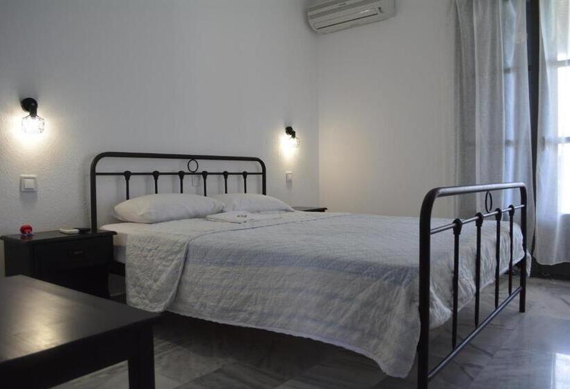 آپارتمان 1 خوابه با تراس, Arellis Studios