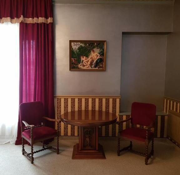سوییت اجرایی, Nf Palace Old City Bucharest