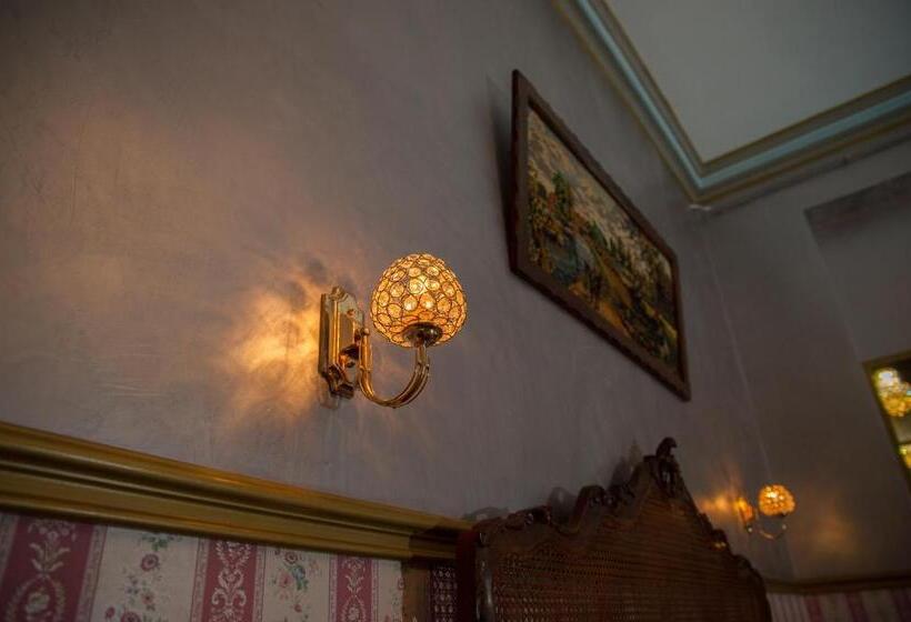 اتاق استاندارد, Nf Palace Old City Bucharest