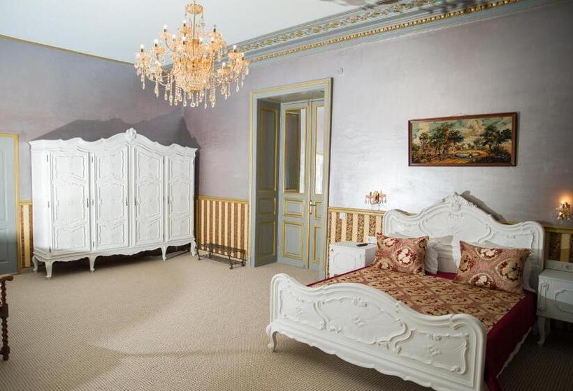 سوییت اجرایی, Nf Palace Old City Bucharest