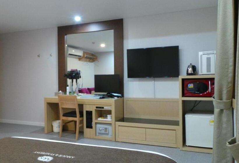 高级大房间, Symphony