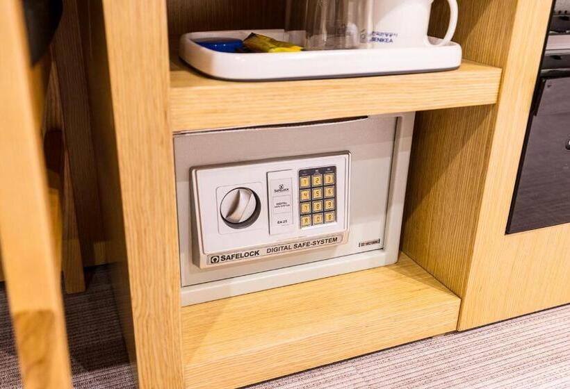 高级大房间, Symphony