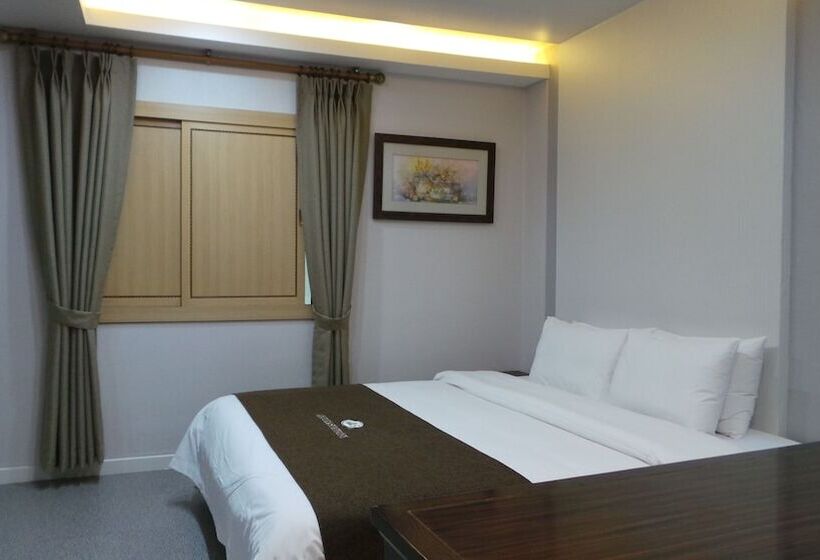 高级大房间, Symphony