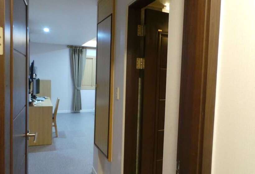 高级大房间, Symphony