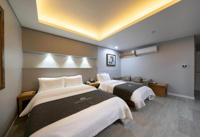 高级大房间, Symphony