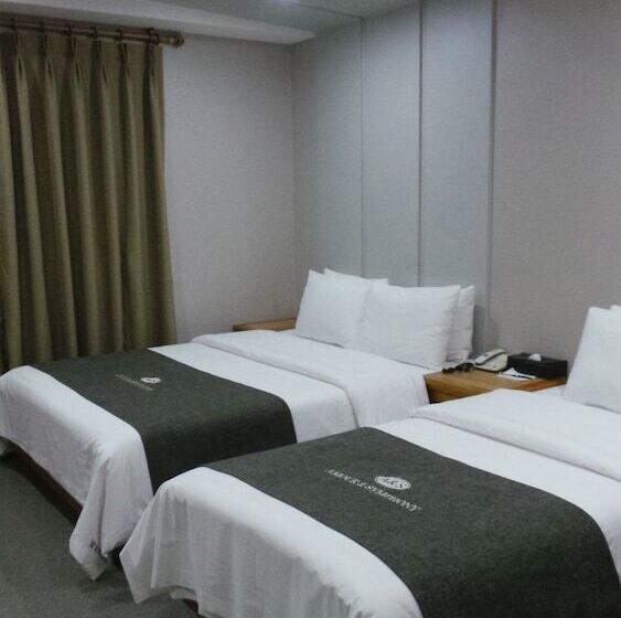 高级大房间, Symphony