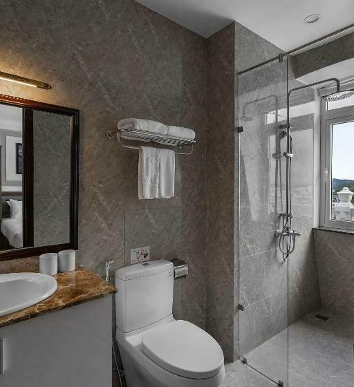 اتاق لوکس با چشمانداز شهر, New Life Hotel   Da Lat