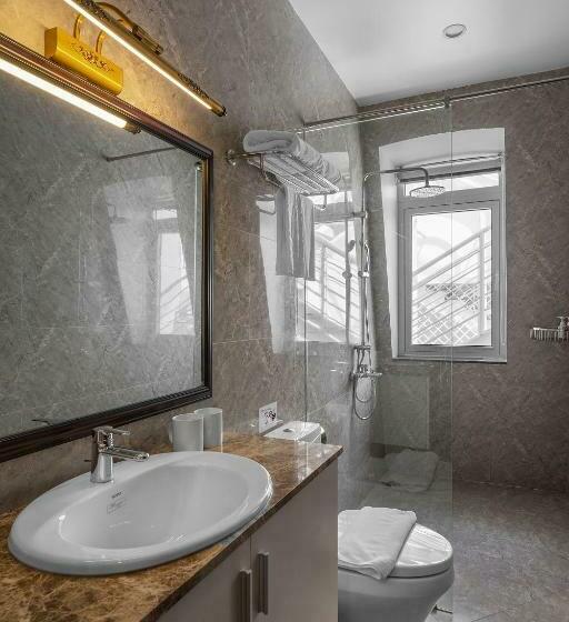 اتاق لوکس با چشمانداز شهر, New Life Hotel   Da Lat