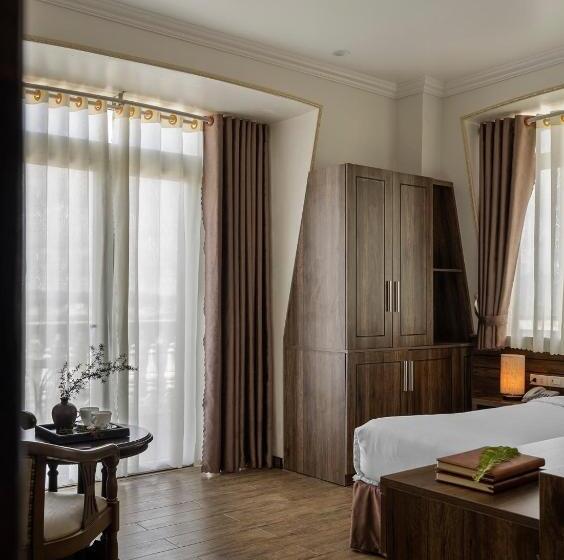 اتاق لوکس با چشمانداز شهر, New Life Hotel   Da Lat