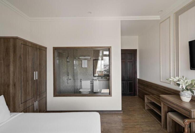 اتاق سوپریور, New Life Hotel   Da Lat