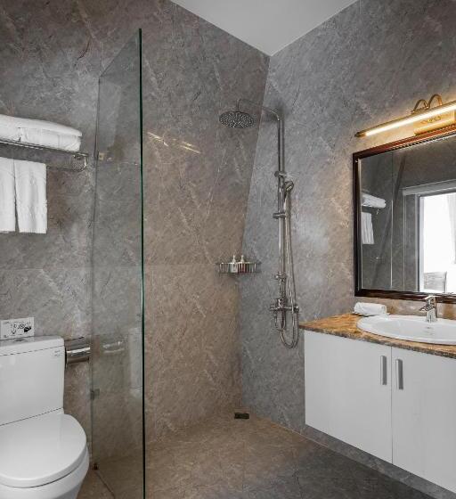 اتاق استاندارد, New Life Hotel   Da Lat