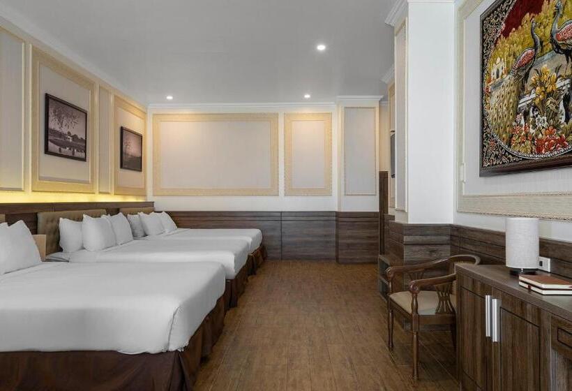 سوئیت جونیور خانوادگی, New Life Hotel   Da Lat