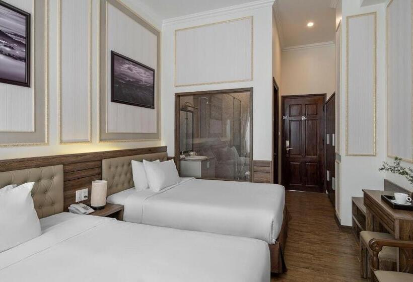 اتاق خانوادگی, New Life Hotel   Da Lat
