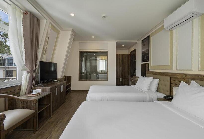 اتاق سوپریور سه تخته, New Life Hotel   Da Lat