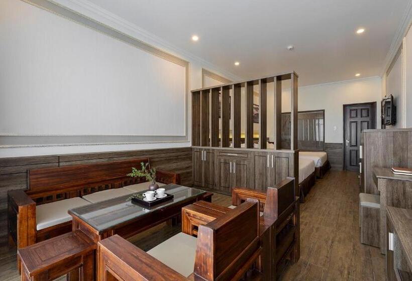 اتاق لوکس چهار تخته, New Life Hotel   Da Lat