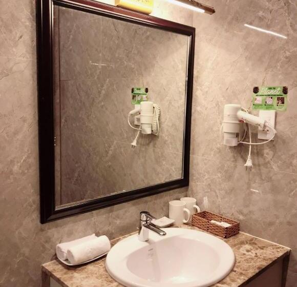 اتاق استاندارد یک نفره, New Life Hotel   Da Lat