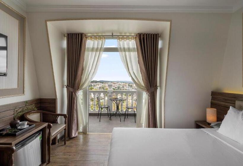 اتاق لوکس با چشمانداز شهر, New Life Hotel   Da Lat