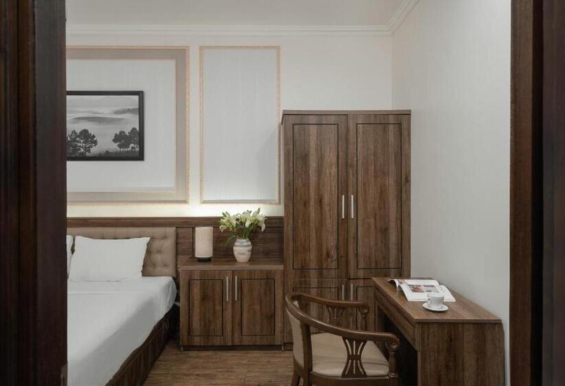 اتاق استاندارد, New Life Hotel   Da Lat