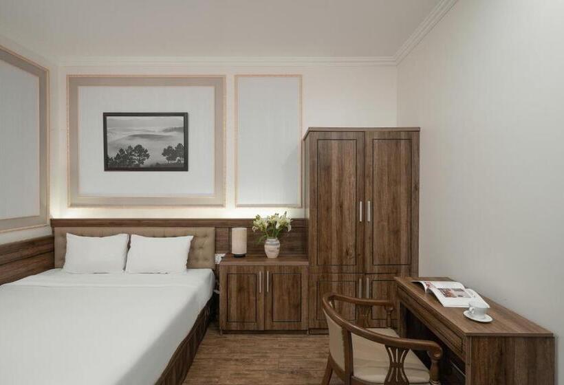 اتاق استاندارد, New Life Hotel   Da Lat